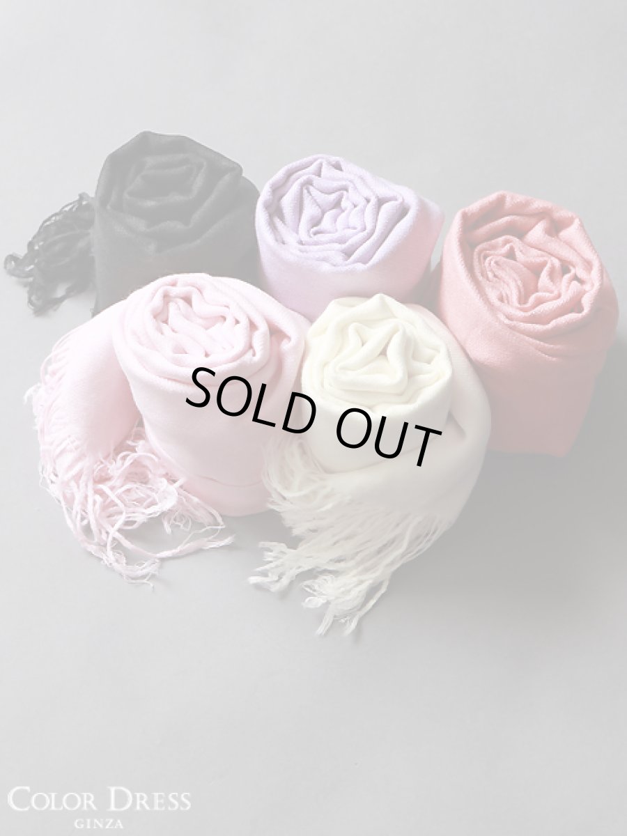 画像4: [ショール][サーモンピンク][ラベンダー][ブラック][ホワイト][ベビーピンク]シンプル・厚め・エレガント・ストール (4)