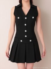 画像15: [Andy/an][Andy]ワンカラー・ビジューボタン・襟付き・ノースリーブ・Vネック・ボックスプリーツ・フレア・ミニドレス《送料＆代引き手数料無料》 (15)