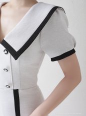 画像14: [ S-Mサイズ / 3カラー ][SALE品のため返品不可＆再入荷なしの現品限り][Andy/an][an]セーラーカラー・パイピング・ボタン・半袖・タイト・裾フリル・膝丈・ミニドレス・ワンピース《送料＆代引き手数料無料》 (14)