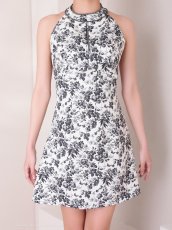 画像10: [Andy/an][Andy]ミニ・ホルターネック・花柄・プリント・リボン・ファスナー・Aライン・ノースリーブ・ミニドレス・ワンピース《送料＆代引き手数料無料》 (10)
