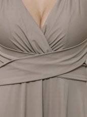 画像8: [Veautt]Vカット・ウエストクロス・バックオープン・リボン・フレアロングドレス《送料＆代引き手数料無料》 (8)