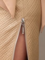 画像7: [ XS-Mサイズ / 3カラー ][Veautt]シフォンケープ・オープンショルダー・2way・サイドファスナー・タイト・ミディアムドレス《送料＆代引き手数料無料》 (7)