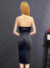 画像6: [Veautt]ホルターネック・パール・リボン・スカーフ・タック・サテン・タイト・ミディアムドレス・ワンピース《送料＆代引き手数料無料》 (6)
