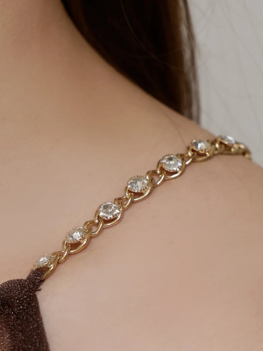 画像8: [Veautt]ホルターネック・フロントシアーデザイン・ビジューチェーン・タイトミディアムドレス《送料＆代引き手数料無料》 (8)