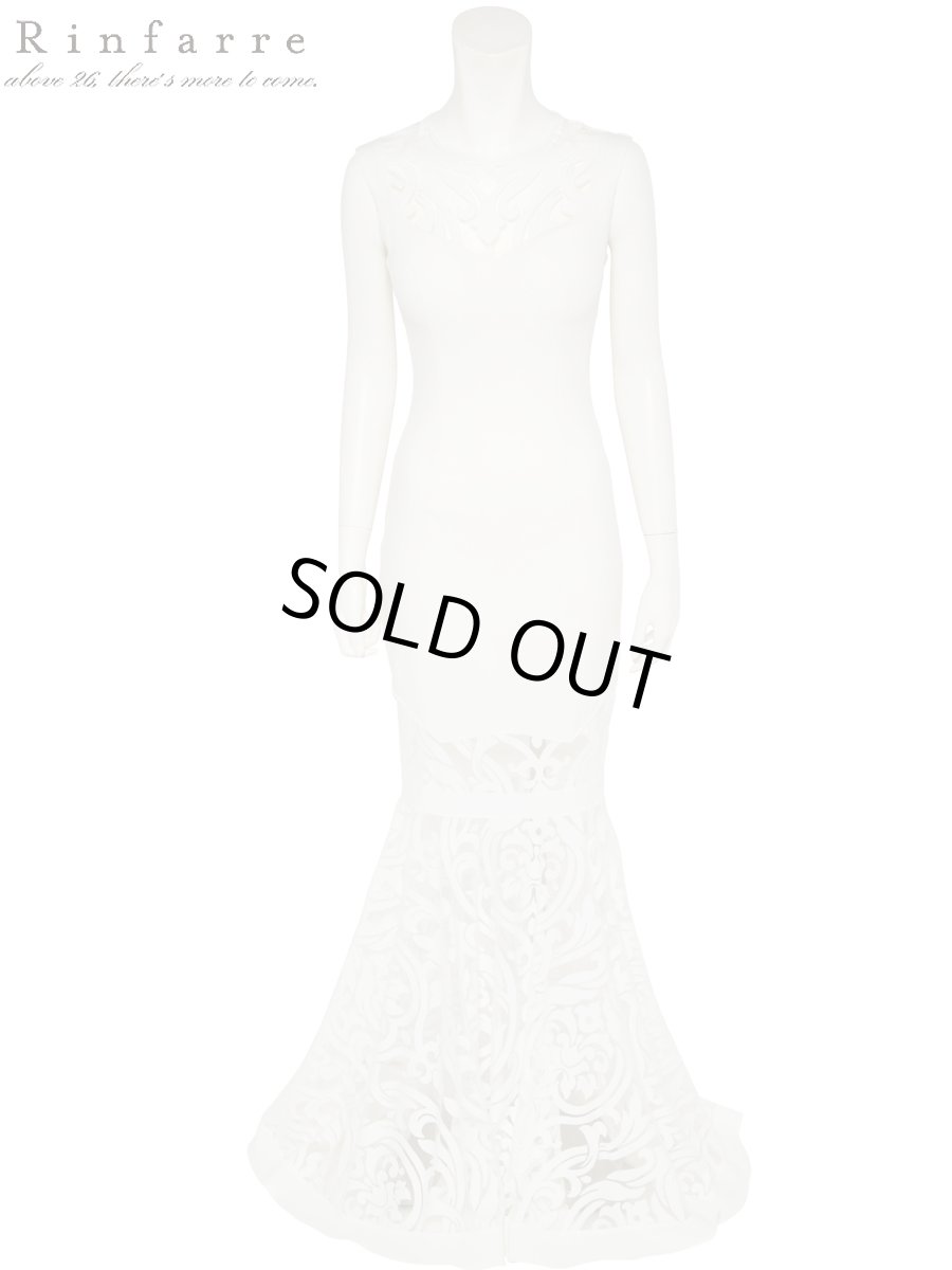 画像2: [お問い合わせ多数!!再入荷][韓国製][rinfarre] [薗田杏奈着用]シンプル・ケミカルレース・シースルー・ハートカット・大人・エレガント・ノースリーブ・タイト・マーメイドライン・ロングドレス《送料＆代引き手数料無料》 (2)