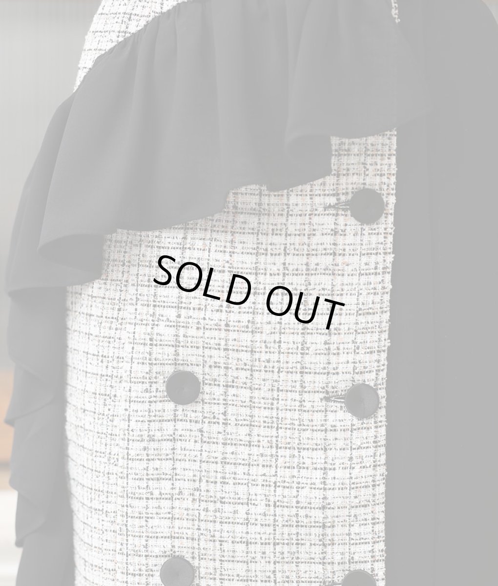 画像12: [韓国製][rinfarre][SALE品のため返品不可＆再入荷なしの現品限り]開襟・モノトーン・ツイード・バイカラー・長袖・タイト・前ボタン・ミディアムドレス・ワンピース[山崎みどり着用][送料無料]  my (12)