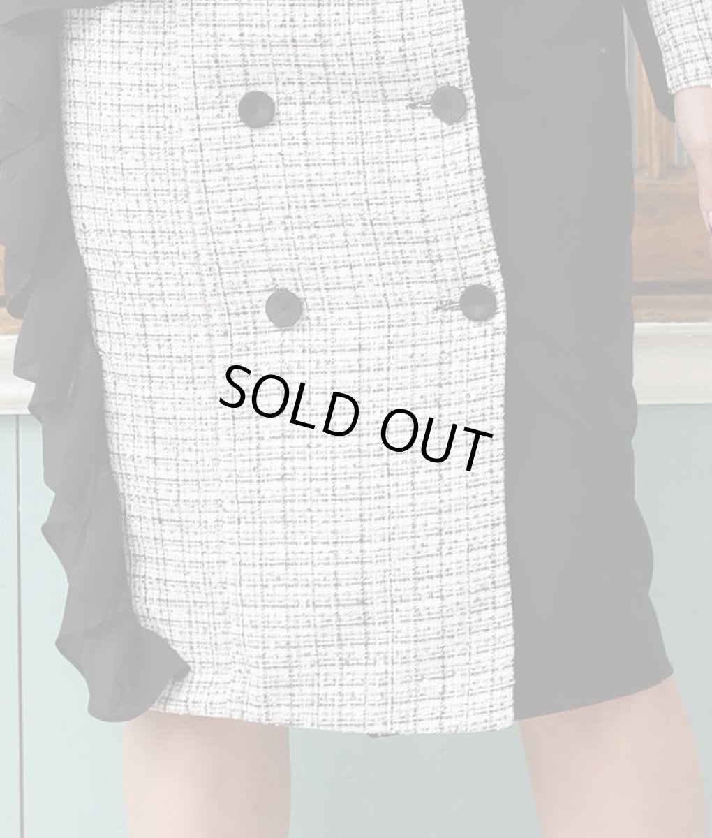 画像13: [韓国製][rinfarre][SALE品のため返品不可＆再入荷なしの現品限り]開襟・モノトーン・ツイード・バイカラー・長袖・タイト・前ボタン・ミディアムドレス・ワンピース[山崎みどり着用][送料無料]  my (13)