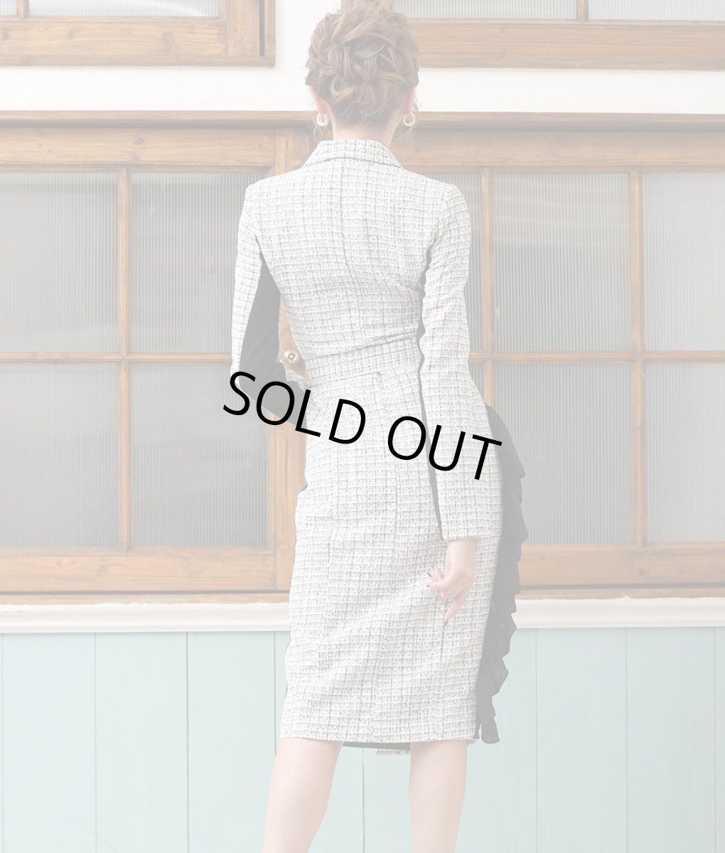 画像4: [韓国製][rinfarre][SALE品のため返品不可＆再入荷なしの現品限り]開襟・モノトーン・ツイード・バイカラー・長袖・タイト・前ボタン・ミディアムドレス・ワンピース[山崎みどり着用][送料無料]  my (4)