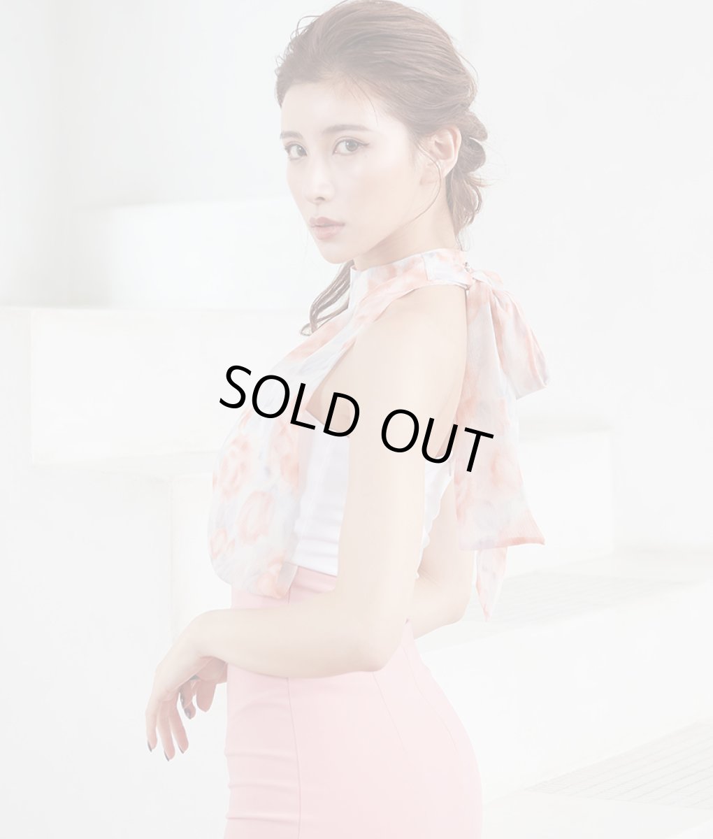 画像4: [韓国製][rinfarre][SALE品のため返品不可＆再入荷なしの現品限り]ピンク・花柄・シフォン・ハイネック・ホルターネック・背中開き・タイト・ミディアムドレス・ワンピース[MIRIN着用][送料無料] (4)