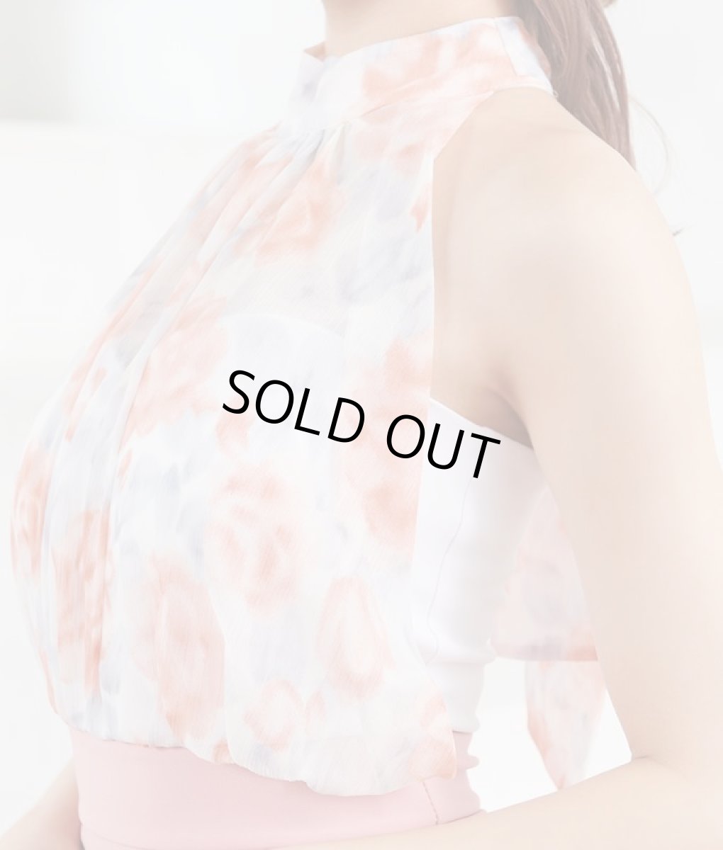 画像10: [韓国製][rinfarre][SALE品のため返品不可＆再入荷なしの現品限り]ピンク・花柄・シフォン・ハイネック・ホルターネック・背中開き・タイト・ミディアムドレス・ワンピース[MIRIN着用][送料無料] (10)