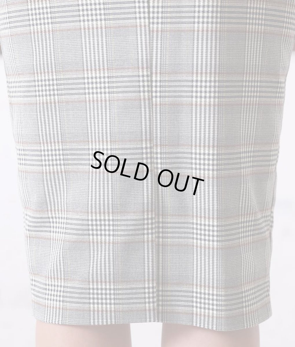 画像11: [韓国製][rinfarre]グレンチェック・ハイウエスト・飾りベルト・ノースリーブ・タイト・ミディアムドレス・ワンピース[山崎みどり着用][送料無料]my (11)