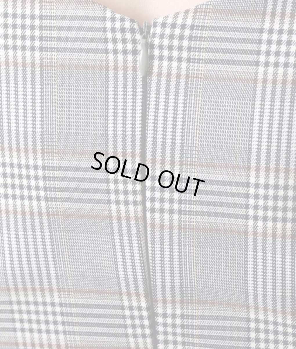 画像12: [韓国製][rinfarre]グレンチェック・ハイウエスト・飾りベルト・ノースリーブ・タイト・ミディアムドレス・ワンピース[山崎みどり着用][送料無料]my (12)