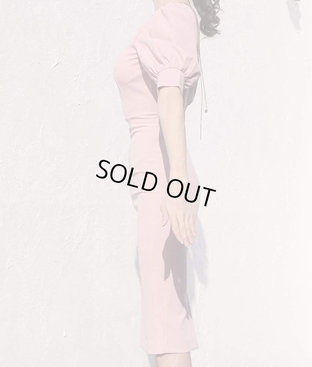 画像7: [セール品のため返品不可＆再入荷なしの現品限り][韓国製][rinfarre]シンプル・ピンクベージュ・背中開き・ゴールドチェーン×一粒ジュエリー・タイト・ミディアムドレス・ワンピース[山崎みどり]my (7)