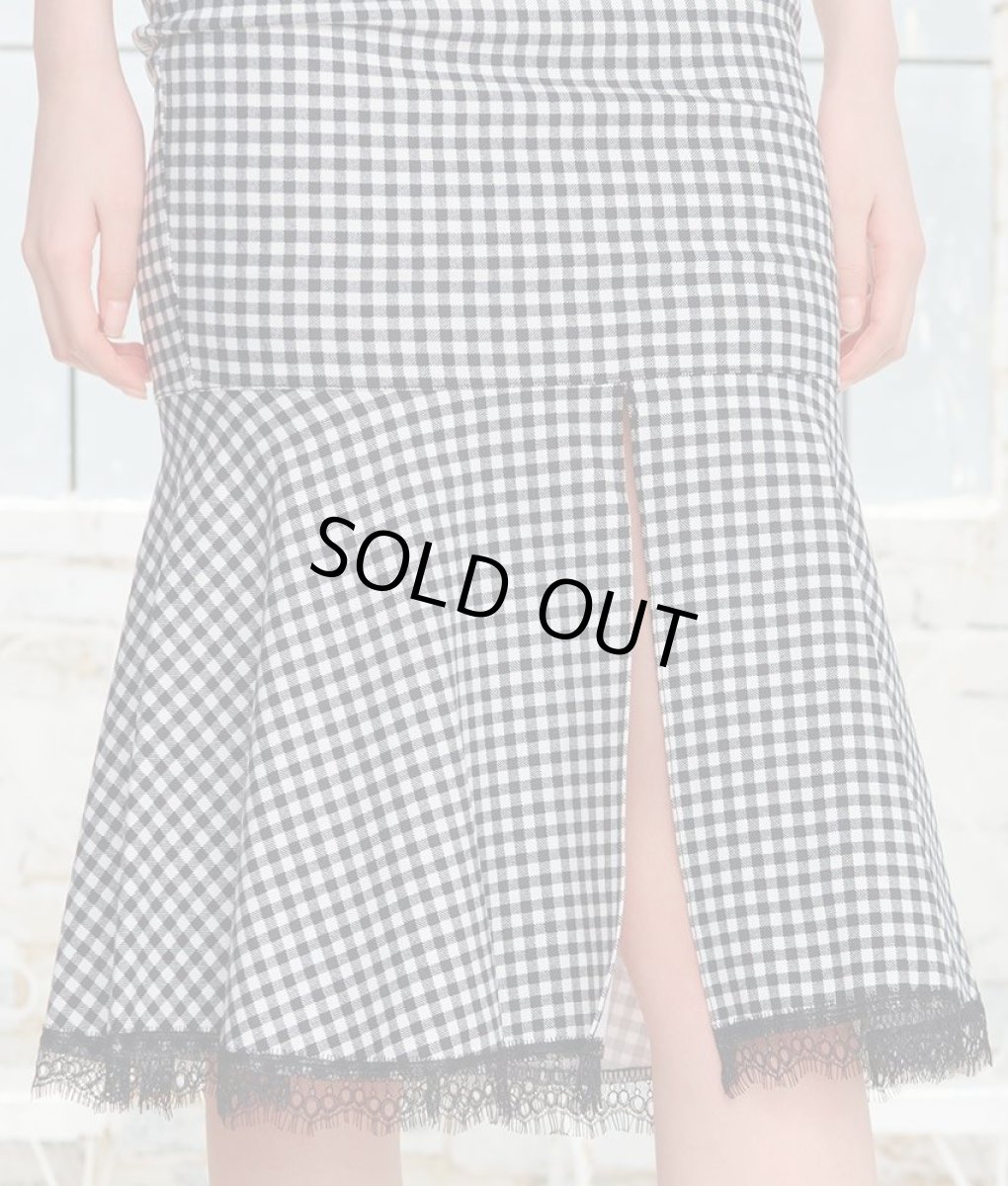 画像12: [SALE品のため返品不可＆再入荷なしの現品限り][韓国製][rinfarre]ブラック・ギンガムチェック・ポイントレースブラウス・マーメイド・ミディアムスカート・セットアップ・ツーピース[黒木麗奈着用]《送料＆代引き手数料無料》 (12)