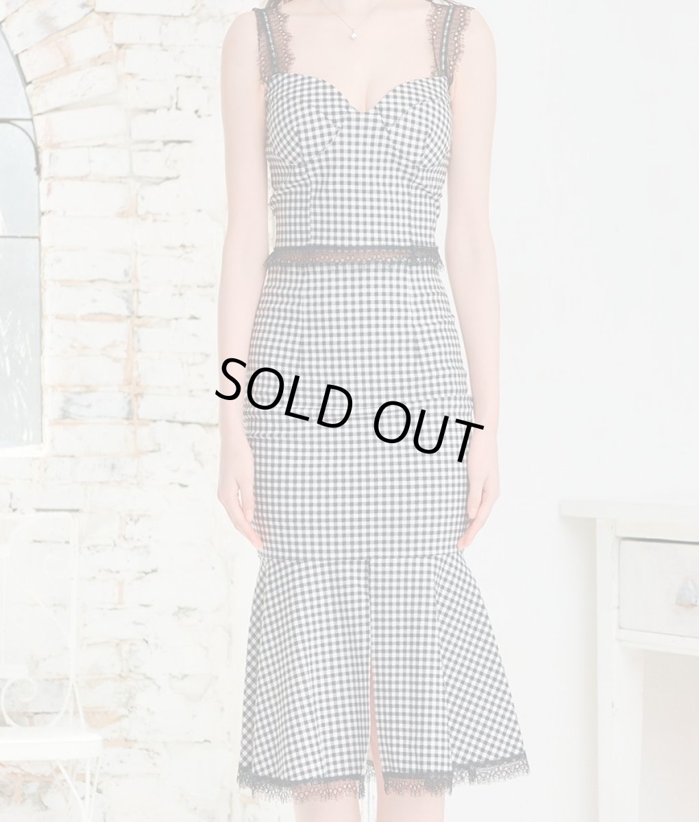 画像6: [SALE品のため返品不可＆再入荷なしの現品限り][韓国製][rinfarre]ブラック・ギンガムチェック・ポイントレースブラウス・マーメイド・ミディアムスカート・セットアップ・ツーピース[黒木麗奈着用]《送料＆代引き手数料無料》 (6)