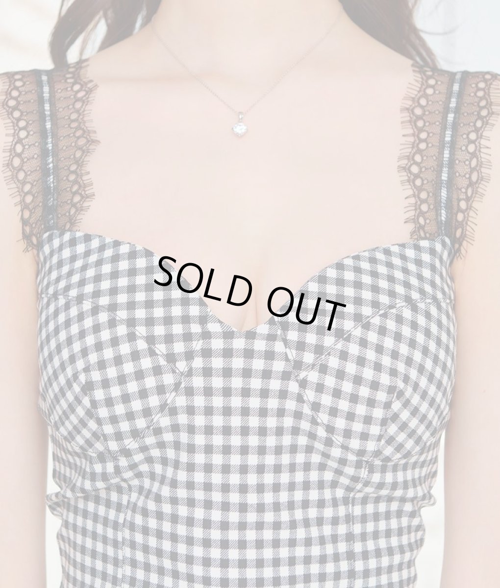 画像9: [SALE品のため返品不可＆再入荷なしの現品限り][韓国製][rinfarre]ブラック・ギンガムチェック・ポイントレースブラウス・マーメイド・ミディアムスカート・セットアップ・ツーピース[黒木麗奈着用]《送料＆代引き手数料無料》 (9)