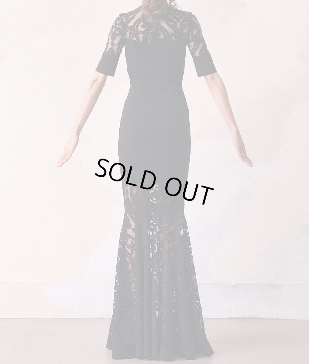 画像8: [韓国製][rinfarre]半袖・シンプル・ケミカルレース・シースルー・ハートカット・大人・エレガント・マーメイドライン・ロングドレス[山崎みどり着用]《送料＆代引き手数料無料》 (8)