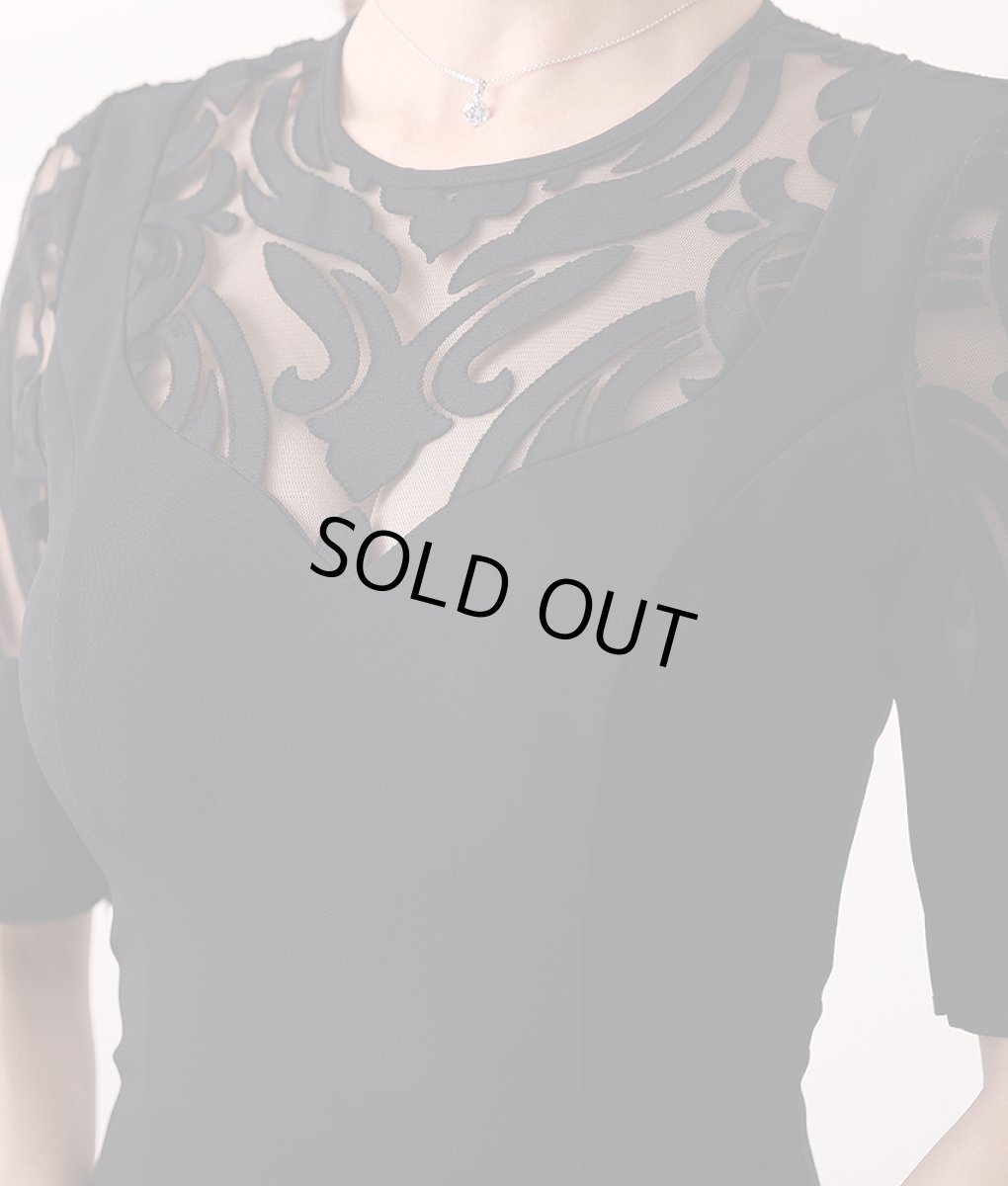 画像9: [韓国製][rinfarre]半袖・シンプル・ケミカルレース・シースルー・ハートカット・大人・エレガント・マーメイドライン・ロングドレス[山崎みどり着用]《送料＆代引き手数料無料》 (9)