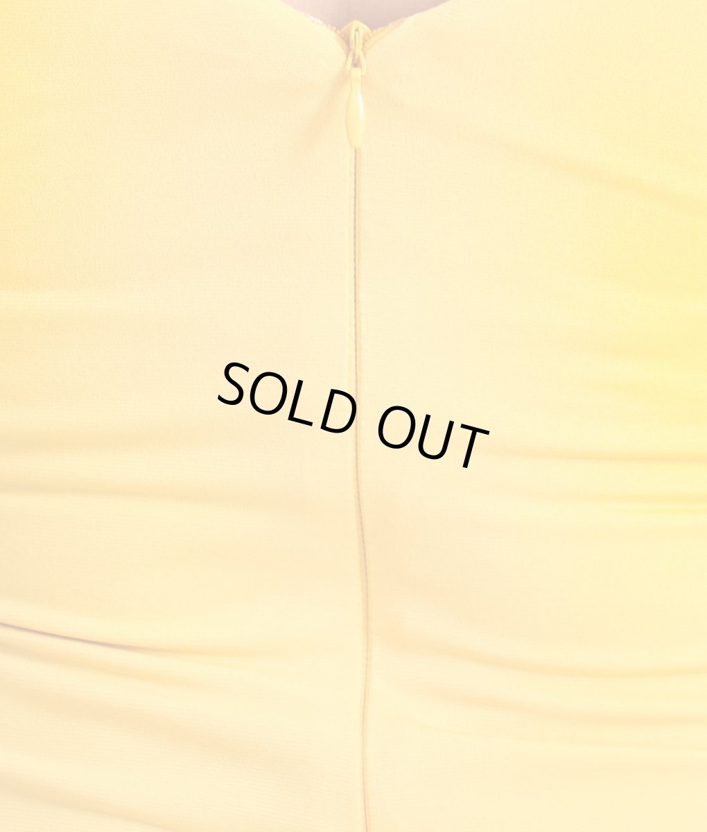 画像13: [韓国製][rinfarre][SALE品のため返品不可＆再入荷なしの現品限り]シンプル・無地・ギャザー入り・ストレッチ・スリット・キャミソール・タイト・ロングドレス[山崎みどり着用]《送料＆代引き手数料無料》myall (13)