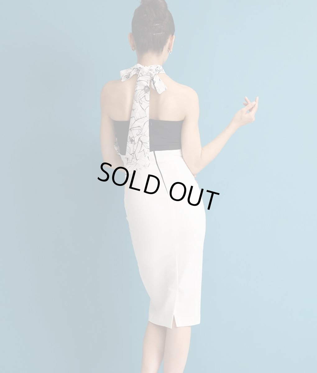 画像5: [韓国製][rinfarre]モノトーン・花柄・プリント・シフォン・ハイネック・ホルターネック・背中開き・タイト・ミディアムドレス・ワンピース[MIRIN着用][送料無料] (5)