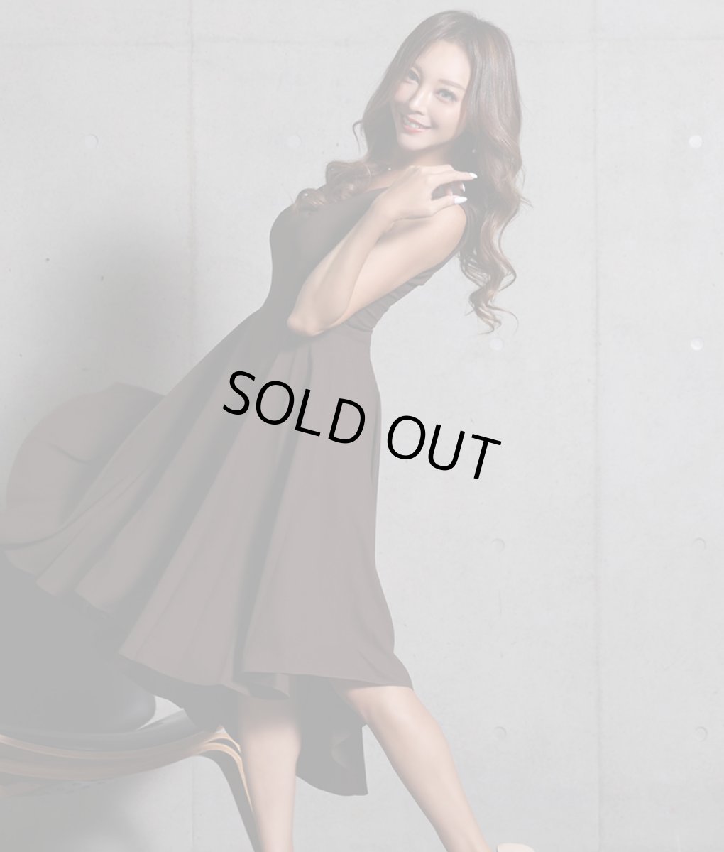 画像3: [韓国製][rinfarre][SALE品のため返品不可＆再入荷なしの現品限り]大人カラー・無地・ノースリーブ・Vネック・アシメントリー・Aライン・フレア・ミディアムドレス[山崎みどり・関あいか着用][送料無料]mybr (3)