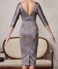画像9: [韓国製][rinfarre][SALE品のため返品不可＆再入荷なしの現品限り]シンプル・無地・サテン生地・ドルマンスリーブ・背中開き・七分袖・タイト・ミディアムドレス・ワンピース[山崎みどり着用][送料無料]myall (9)