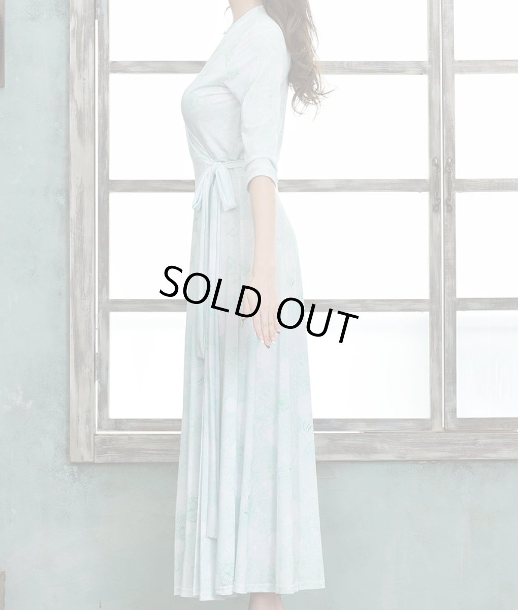 画像12: [SALE品のため返品不可＆再入荷なしの現品限り][韓国製][rinfarre]花柄・水彩画風・パステルVネック・カシュクール・七分袖・マキシ・ロングドレス・ワンピース[山崎みどり・黒木麗奈着用]mygygr (12)