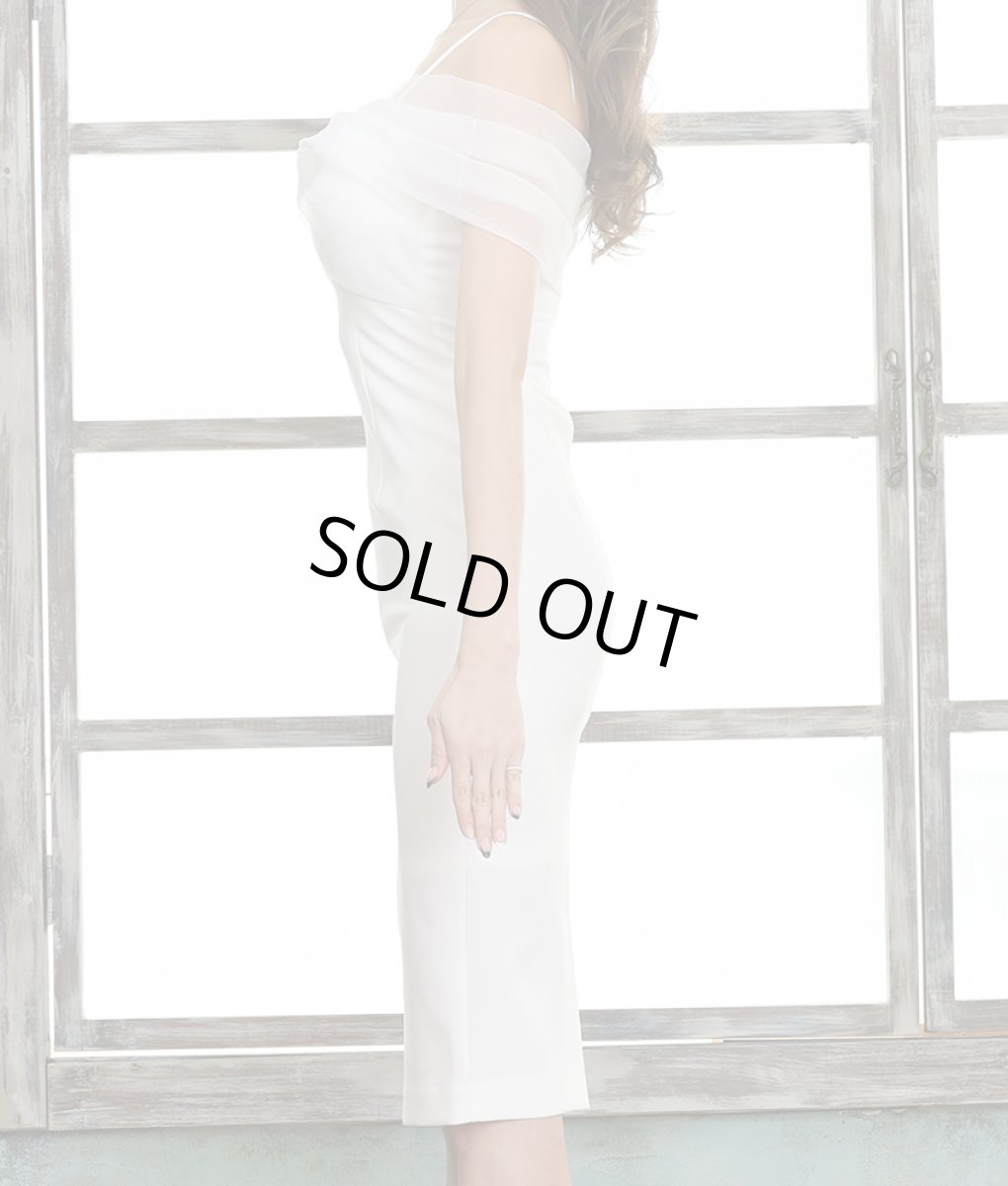 画像7: [韓国製][rinfarre][SALE品のため返品不可＆再入荷なしの現品限り]シンプル・無地・ワンカラー・オーガンジー・オープンショルダー・タイト・ミディアムドレス・ワンピース[MIRIN着用・山崎みどり着用][送料無料]mywh (7)