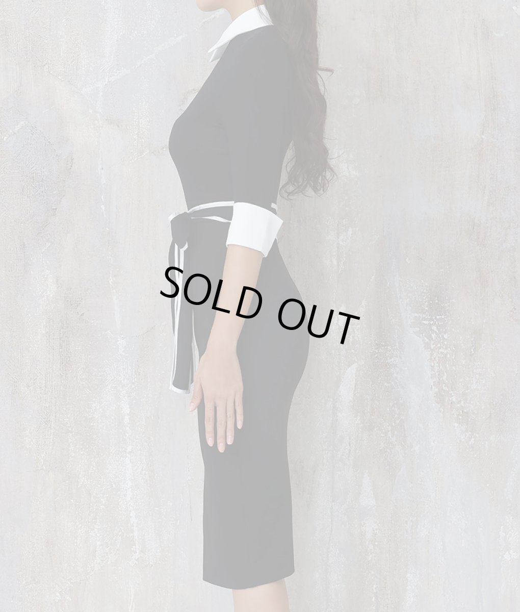 画像7: [韓国製][rinfarre]ブラック・シンプル・襟付き・カフス・レイヤードデザイン・七分袖・タイト・ミディアムドレス・ワンピース[MIRIN着用]《送料＆代引き手数料無料》 (7)