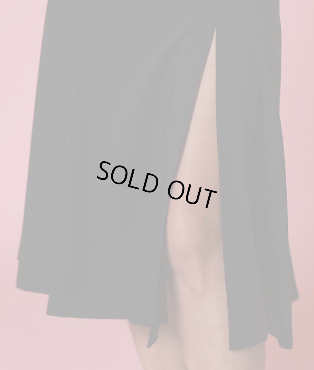 画像11: [韓国製][rinfarre][SALE品のため返品不可＆再入荷なしの現品限り]花柄・フリル・シフォンブラウス・金ボタン・ハイウエスト・マーメイド・ミディアムスカート・セットアップ・ツーピース[山崎みどり着用]《送料＆代引き手数料無料》my (11)