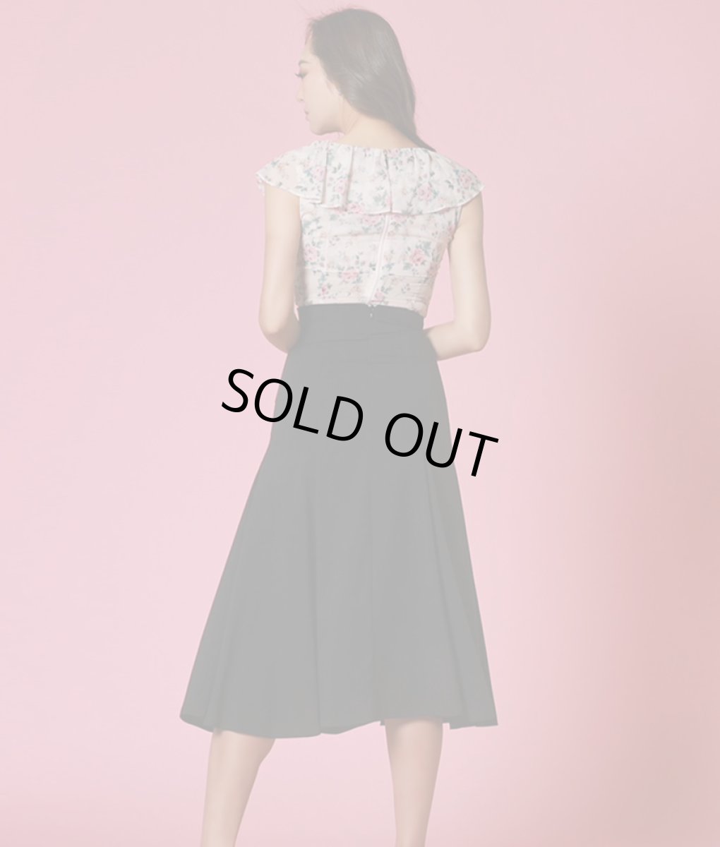 画像3: [韓国製][rinfarre][SALE品のため返品不可＆再入荷なしの現品限り]花柄・フリル・シフォンブラウス・金ボタン・ハイウエスト・マーメイド・ミディアムスカート・セットアップ・ツーピース[山崎みどり着用]《送料＆代引き手数料無料》my (3)