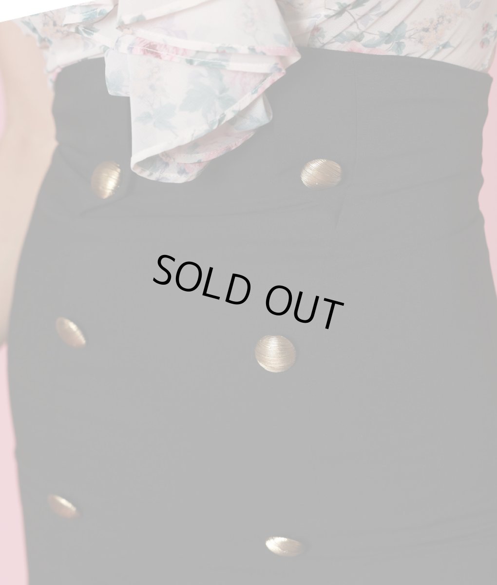 画像10: [韓国製][rinfarre][SALE品のため返品不可＆再入荷なしの現品限り]花柄・フリル・シフォンブラウス・金ボタン・ハイウエスト・マーメイド・ミディアムスカート・セットアップ・ツーピース[山崎みどり着用]《送料＆代引き手数料無料》my (10)