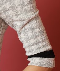画像10: [韓国製][rinfarre][SALE品のため返品不可＆再入荷なしの現品限り]ライトグレー・ツイード・ブラックライン・Vネック・五分袖・タイト・ミディアムドレス・ワンピース[MIRIN着用][送料無料] (10)