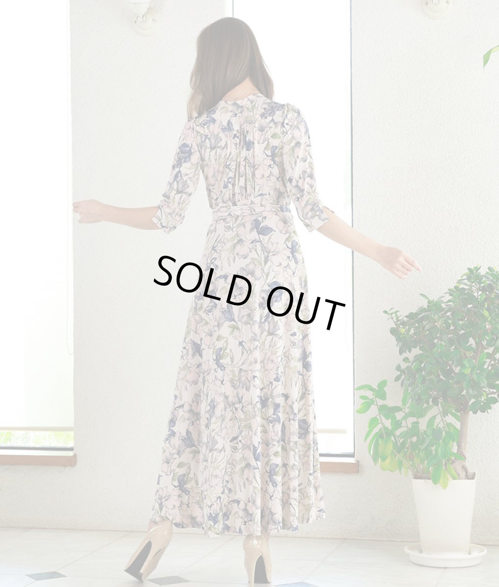 画像3: [韓国製][rinfarre]アイボリー・ニュアンスカラー・花柄・カシュクール・七分袖・マキシ・ラップ・ロングドレス・ワンピース[山崎みどり着用][送料無料] (3)