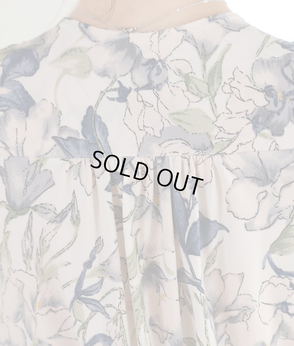 画像10: [韓国製][rinfarre]アイボリー・ニュアンスカラー・花柄・カシュクール・七分袖・マキシ・ラップ・ロングドレス・ワンピース[山崎みどり着用][送料無料] (10)