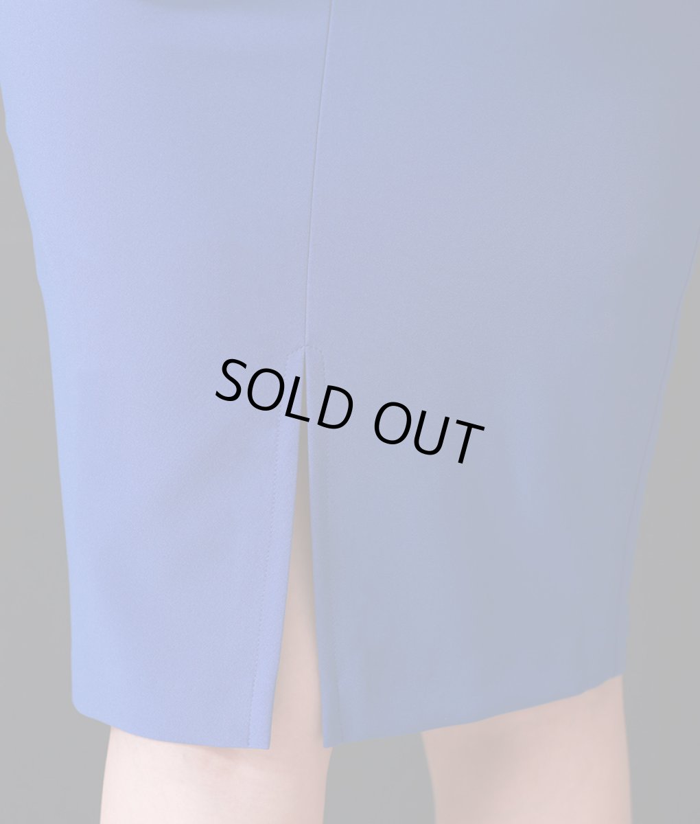 画像14: [SALE品のため返品不可＆再入荷なしの現品限り][韓国製][rinfarre]シンプル・無地・タック入り・胸元カット・プチハイネック・タイト・ミディアムドレス・ワンピース[黒木麗奈着用] (14)