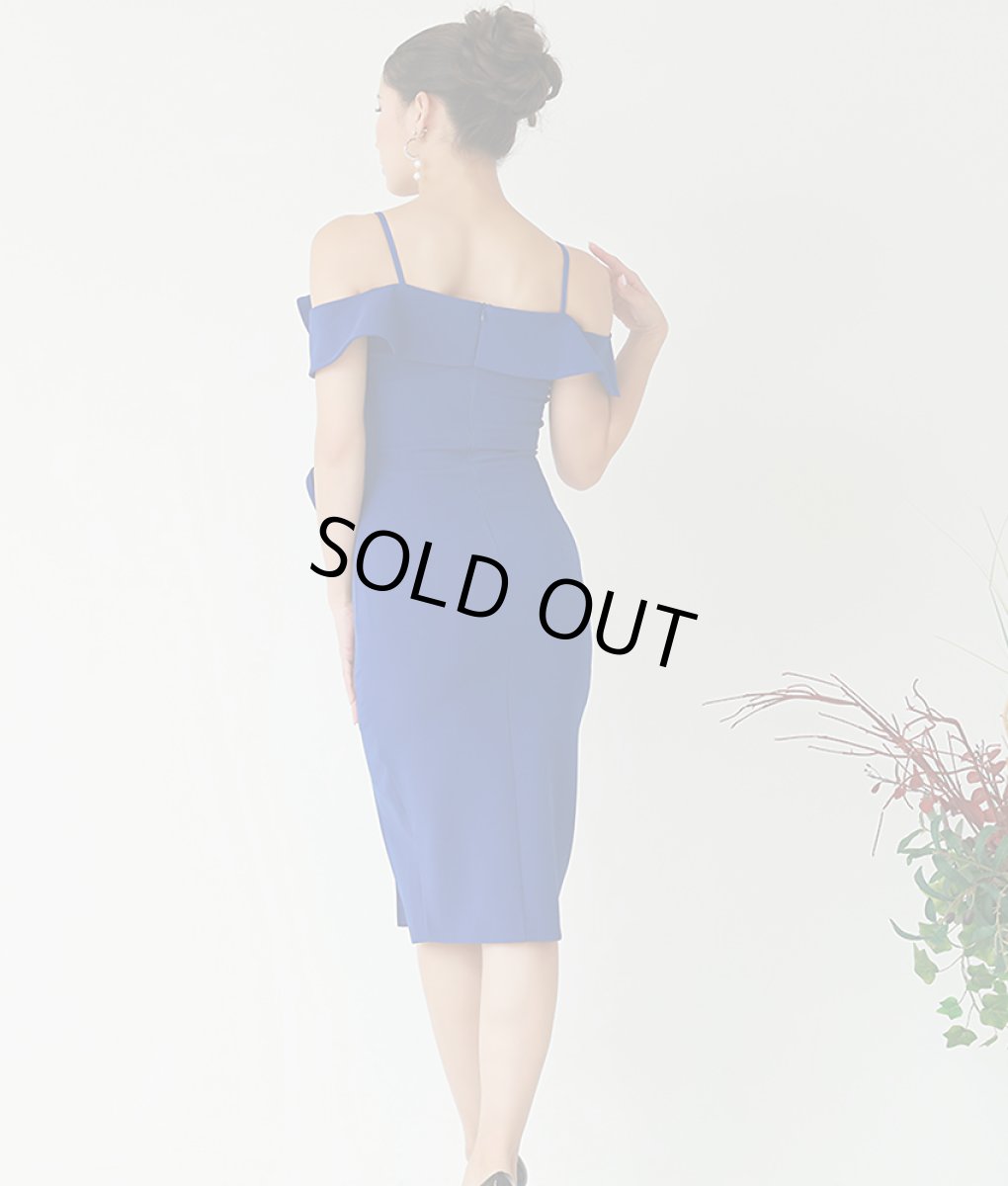 画像3: [SALE品のため返品不可＆再入荷なしの現品限り][韓国製][rinfarre]フリル・オフショルダー・ブルー・バイカラー・セクシー・タイト・ミディアムドレス・ワンピース[MIRIN着用] (3)