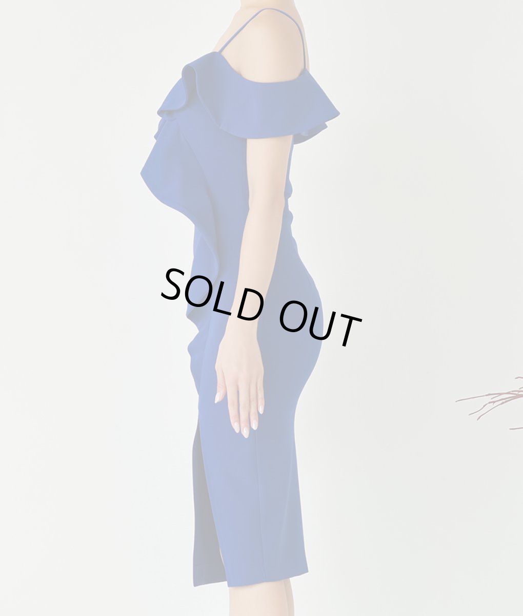 画像7: [SALE品のため返品不可＆再入荷なしの現品限り][韓国製][rinfarre]フリル・オフショルダー・ブルー・バイカラー・セクシー・タイト・ミディアムドレス・ワンピース[MIRIN着用] (7)