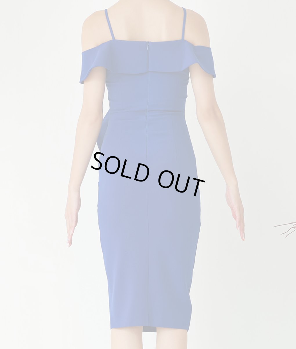 画像8: [SALE品のため返品不可＆再入荷なしの現品限り][韓国製][rinfarre]フリル・オフショルダー・ブルー・バイカラー・セクシー・タイト・ミディアムドレス・ワンピース[MIRIN着用] (8)