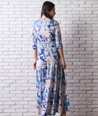 画像3: [韓国製][rinfarre]ブルー・パステル小花柄・Vネック・カシュクール・七分袖・マキシワンピ・ロングドレス・ラップワンピース[友崎まどか着用][送料無料] (3)