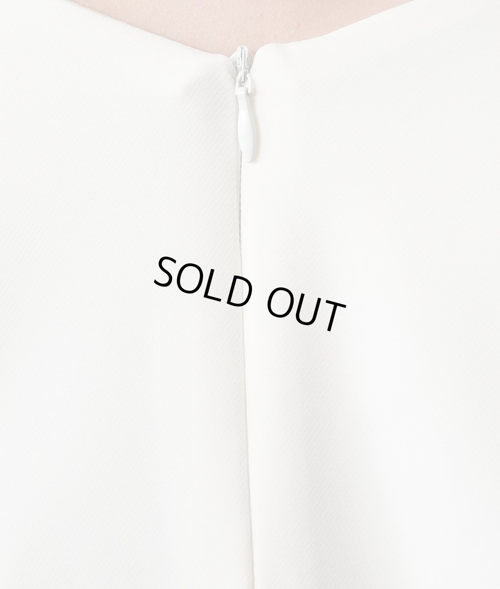 画像13: [SALE品のため返品不可＆再入荷なしの現品限り][韓国製][rinfarre]袖口スリット・ウエスト・カットアウト・ボタン・シンプル・七分袖・ミディアムドレス・ワンピース[友崎まどか・れお着用] (13)