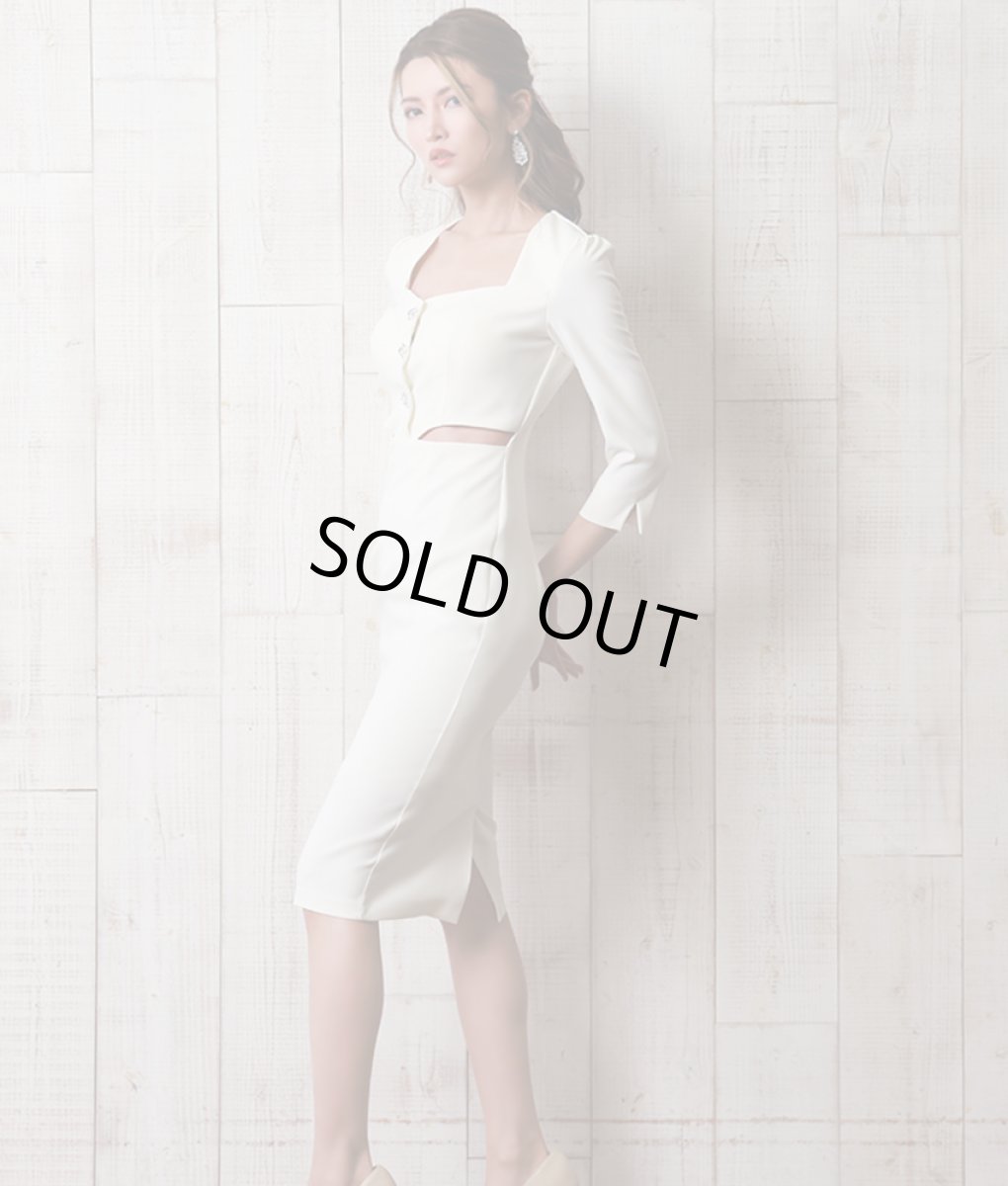 画像3: [SALE品のため返品不可＆再入荷なしの現品限り][韓国製][rinfarre]袖口スリット・ウエスト・カットアウト・ボタン・シンプル・七分袖・ミディアムドレス・ワンピース[友崎まどか・れお着用] (3)