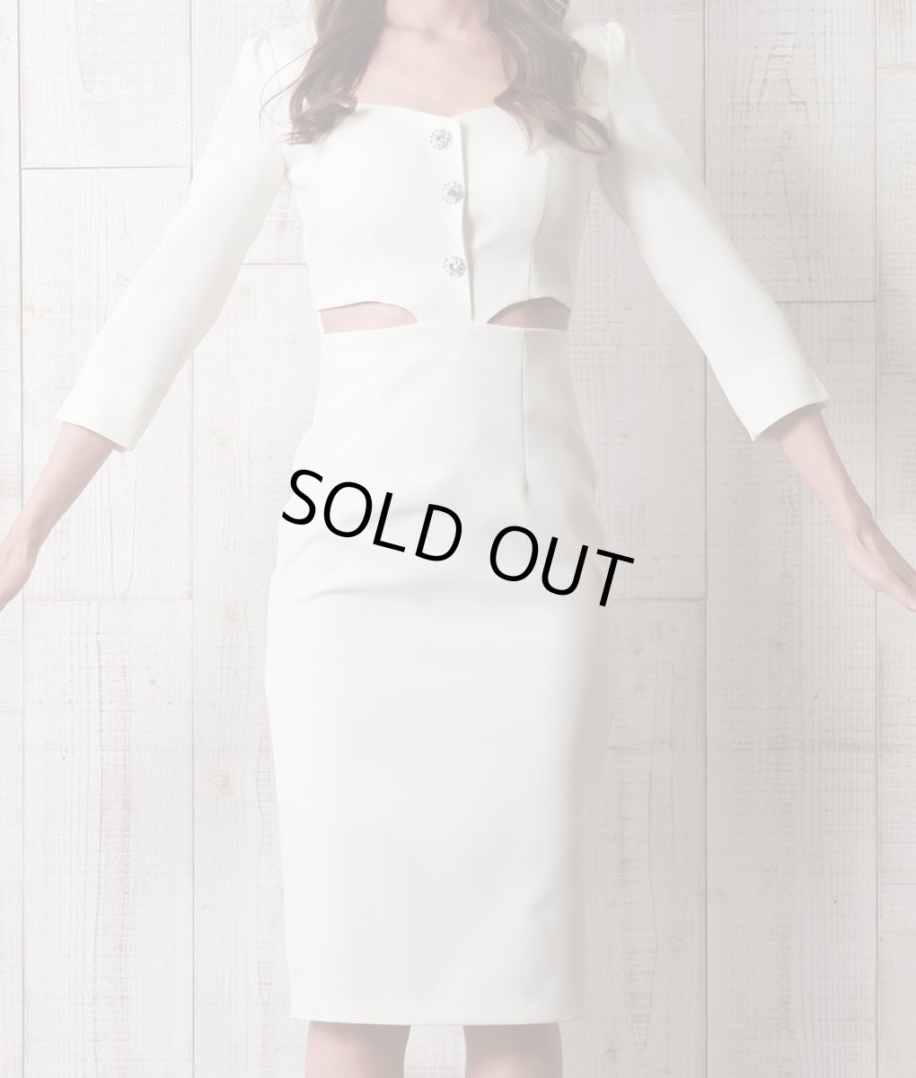 画像7: [SALE品のため返品不可＆再入荷なしの現品限り][韓国製][rinfarre]袖口スリット・ウエスト・カットアウト・ボタン・シンプル・七分袖・ミディアムドレス・ワンピース[友崎まどか・れお着用] (7)