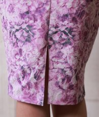 画像12: [SALE品のため返品不可＆再入荷なしの現品限り][韓国製][rinfarre]パープル×花柄・ジャガード・七分袖・スクエアネック・ハイウエスト・シンプル・タイト・ミディアムドレス・ワンピース[れお着用] (12)