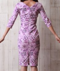 画像8: [SALE品のため返品不可＆再入荷なしの現品限り][韓国製][rinfarre]パープル×花柄・ジャガード・七分袖・スクエアネック・ハイウエスト・シンプル・タイト・ミディアムドレス・ワンピース[れお着用] (8)