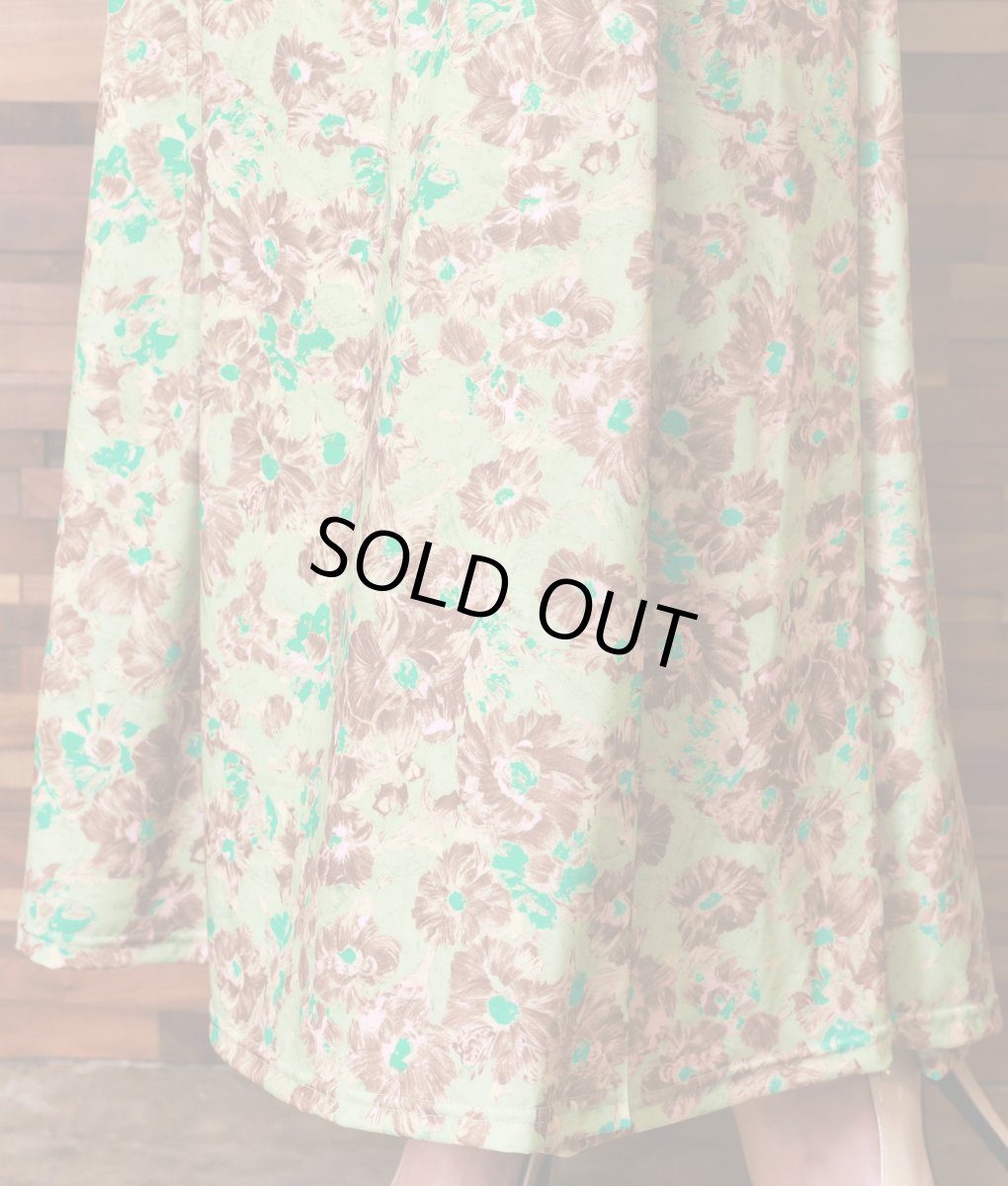 画像12: [韓国製][rinfarre]グリーン・ブラウン・花柄・ボタニカル・Vネック・カシュクール・七分袖・マキシ・ロングドレス・ラップ・ワンピース[山崎みどり着用][送料無料]mygr (12)