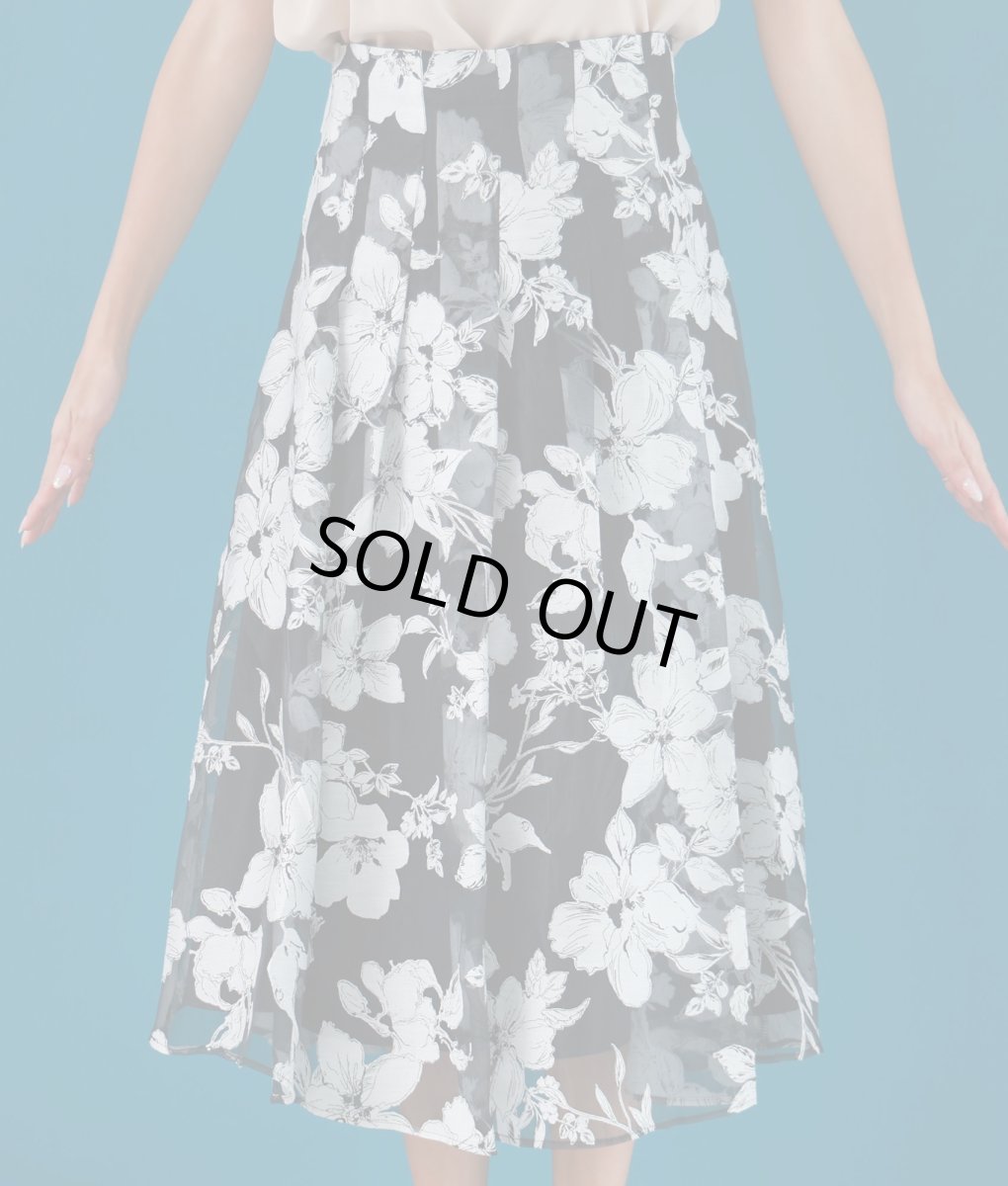 画像2: [SALE品のため返品不可＆再入荷なしの現品限り][韓国製][rinfarre]レイヤード・プリーツ・花柄・Aライン・フレア・ミディアムスカート・膝下丈・ブラック (2)