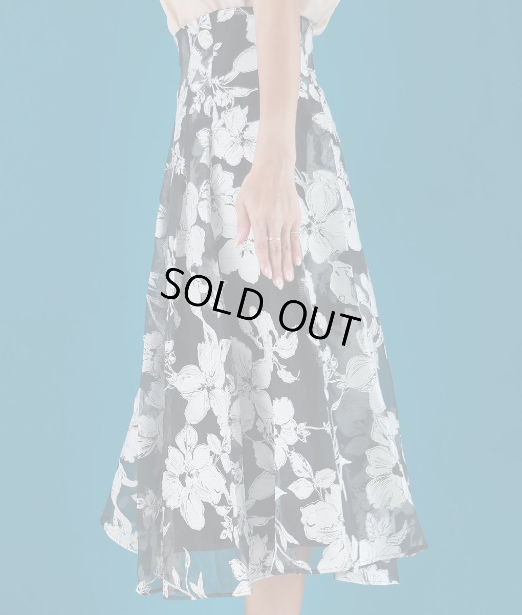 画像3: [SALE品のため返品不可＆再入荷なしの現品限り][韓国製][rinfarre]レイヤード・プリーツ・花柄・Aライン・フレア・ミディアムスカート・膝下丈・ブラック (3)