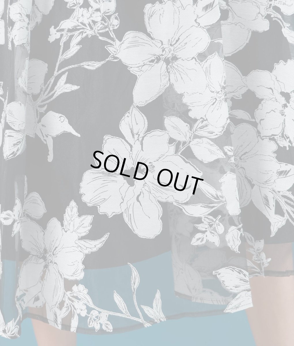 画像10: [SALE品のため返品不可＆再入荷なしの現品限り][韓国製][rinfarre]レイヤード・プリーツ・花柄・Aライン・フレア・ミディアムスカート・膝下丈・ブラック (10)