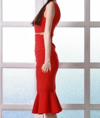 画像8: [SALE品のため返品不可＆再入荷なしの現品限り][韓国製][rinfarre]ノースリーブ・無地・シンプル・ウエストカット・セパレート風・マーメイド・ミディアムドレス・ワンピース[山崎みどり・黒木麗奈着用] mylugr (8)